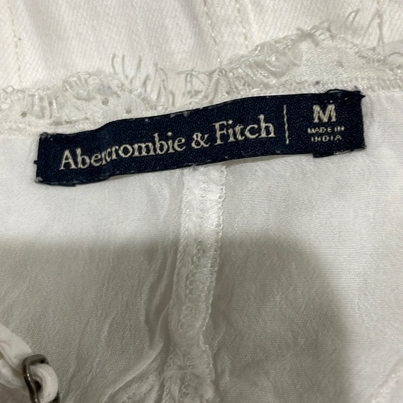 Abercrombie & Fitch White Lace Women’s Camisole Size Medium - Picture 6 of 6